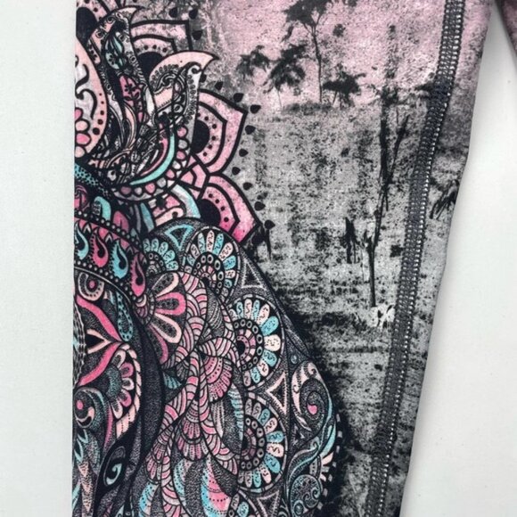 Evolution And Creation Active Yoga Leggings Sz XS Tribal Print - Picture 5 of 7